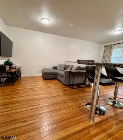 605 Grove St E10, Clifton City, NJ 07013