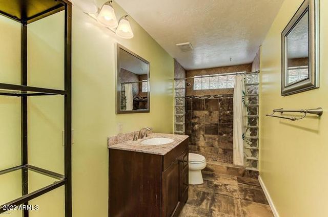 137 E FREMONT Drive, Tempe, AZ 85282