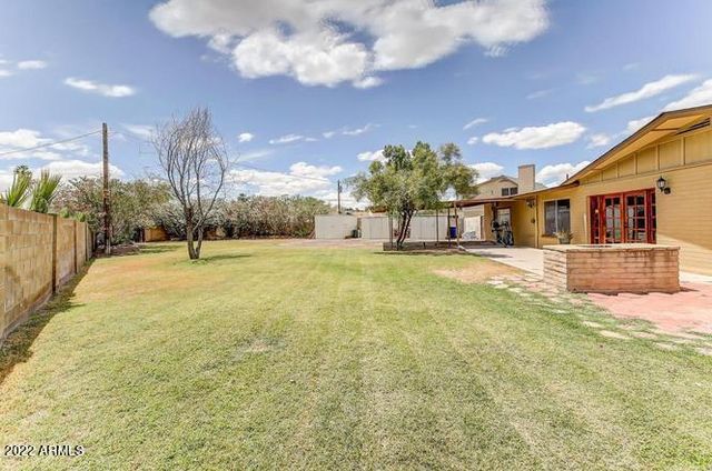 137 E FREMONT Drive, Tempe, AZ 85282