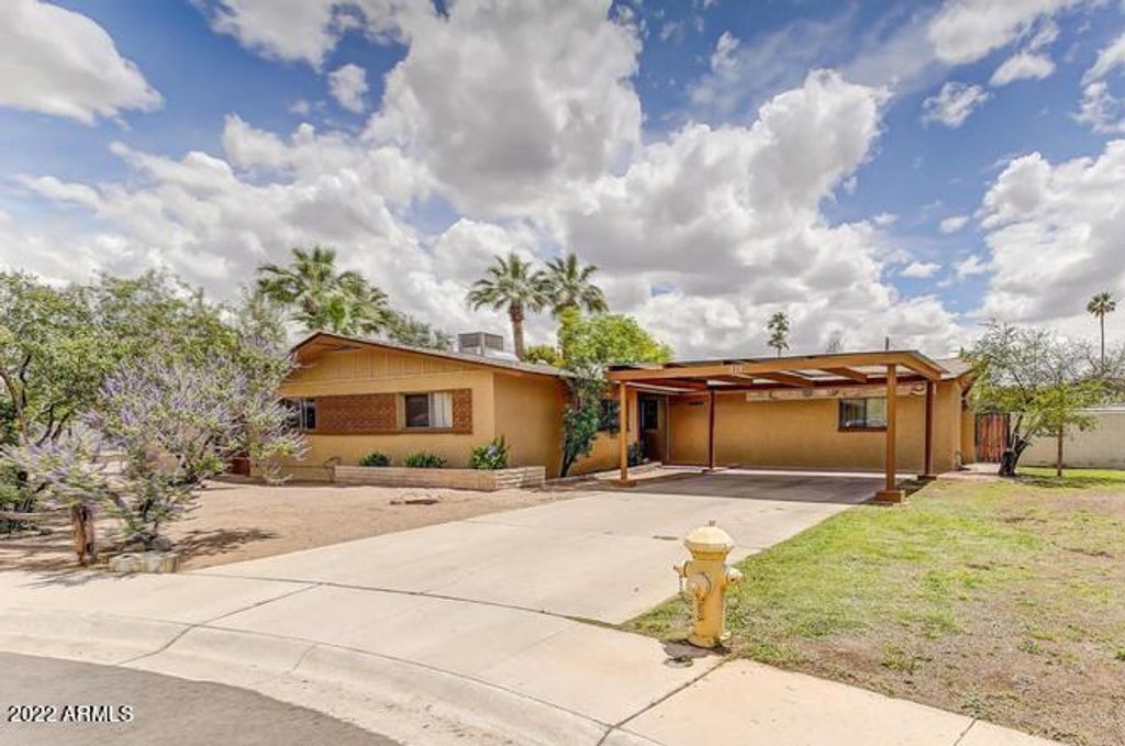 137 E FREMONT Drive, Tempe, AZ 85282