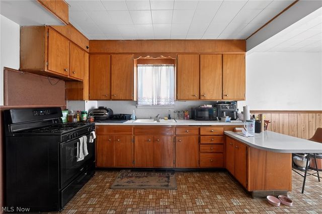 347 E Judson Avenue, Youngstown, OH 44507
