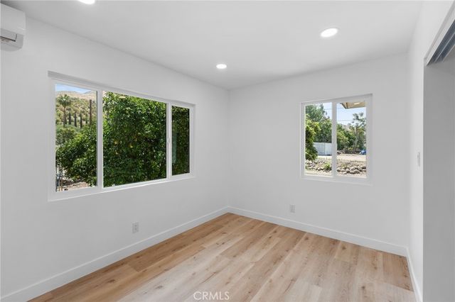 1202 Amethyst Street, Mentone, CA 92359