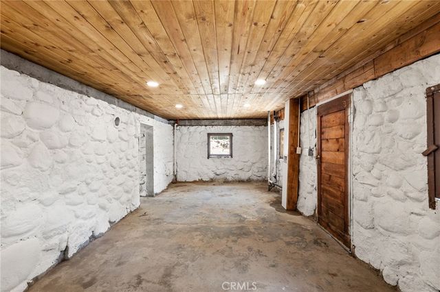 1202 Amethyst Street, Mentone, CA 92359