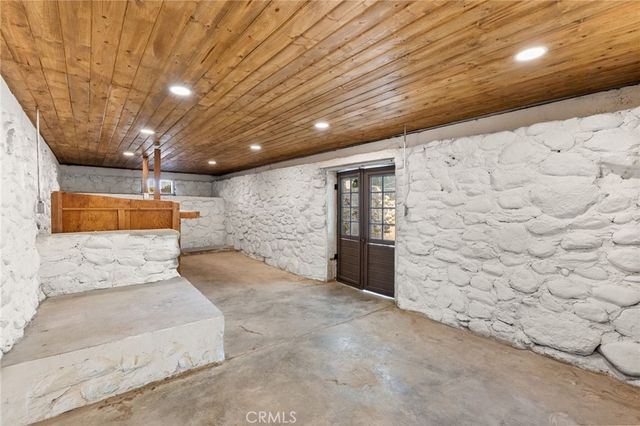 1202 Amethyst Street, Mentone, CA 92359