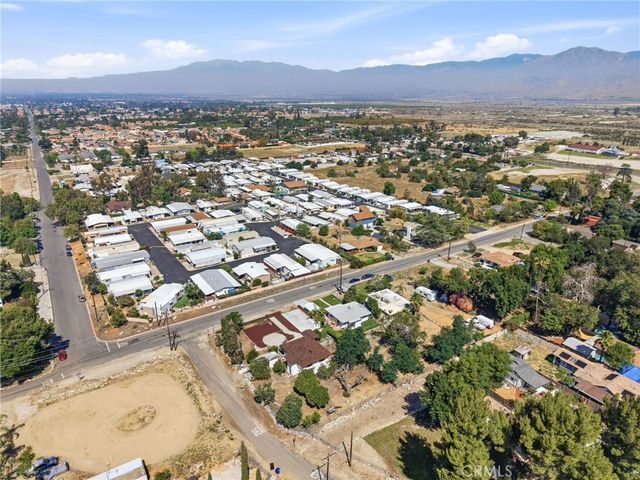 1202 Amethyst Street, Mentone, CA 92359