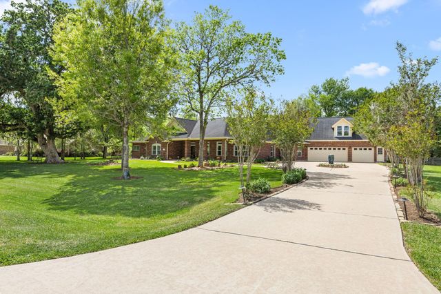 3010 Wellspring Lake Drive, Fulshear, TX 77441