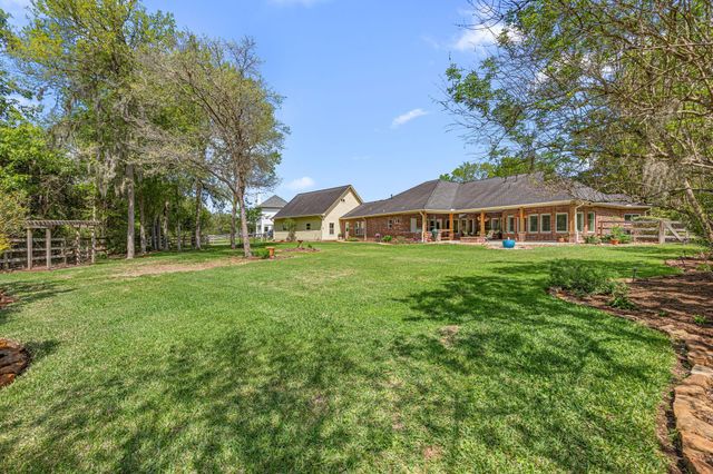 3010 Wellspring Lake Drive, Fulshear, TX 77441