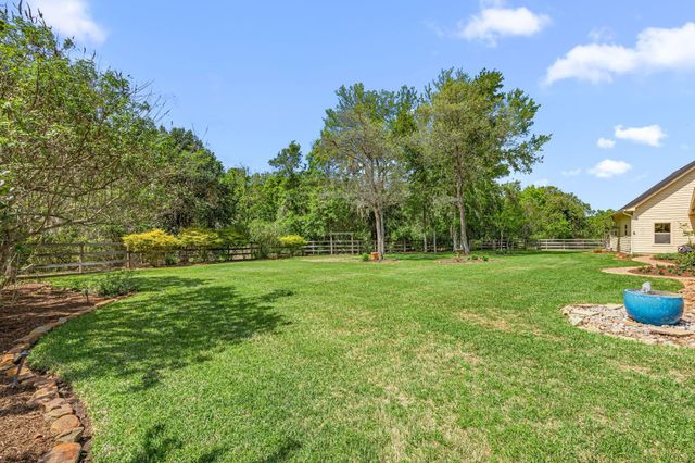 3010 Wellspring Lake Drive, Fulshear, TX 77441