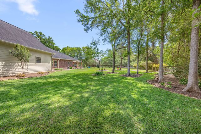 3010 Wellspring Lake Drive, Fulshear, TX 77441