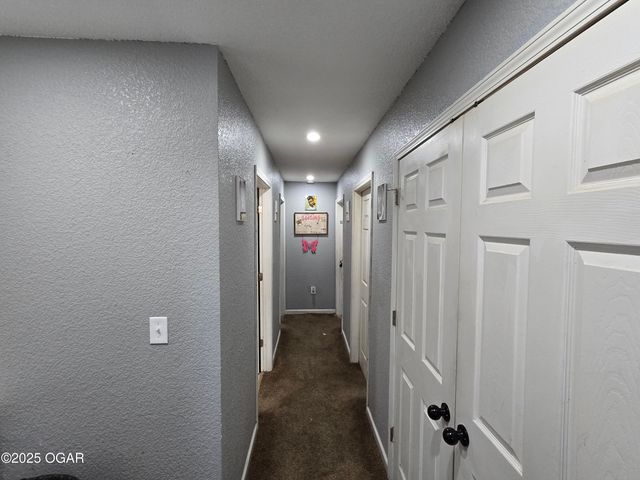 2401 S Wall Avenue, Joplin, MO 64804