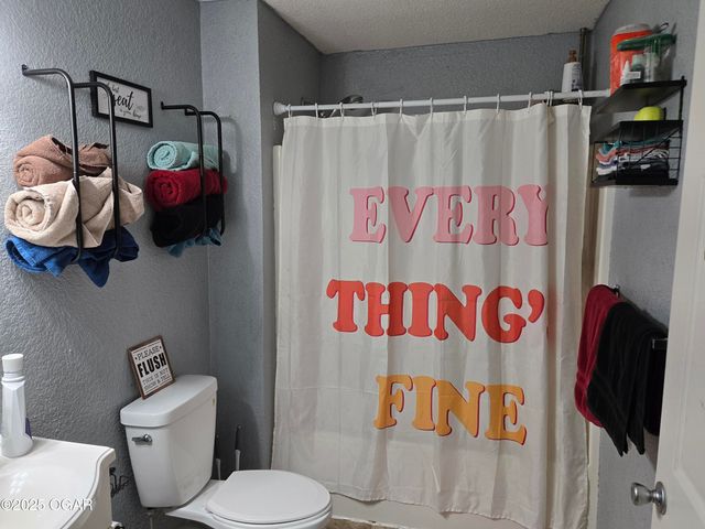 2401 S Wall Avenue, Joplin, MO 64804