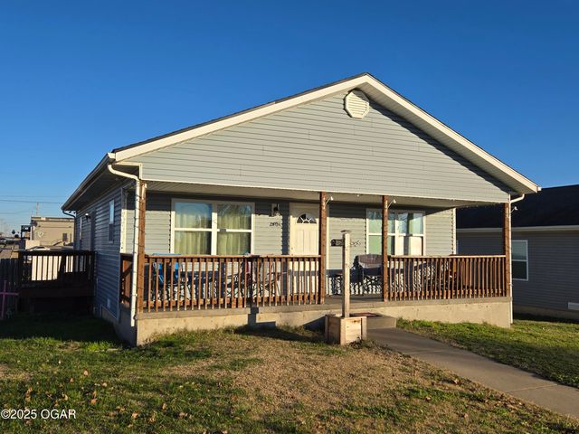 2401 S Wall Avenue, Joplin, MO 64804