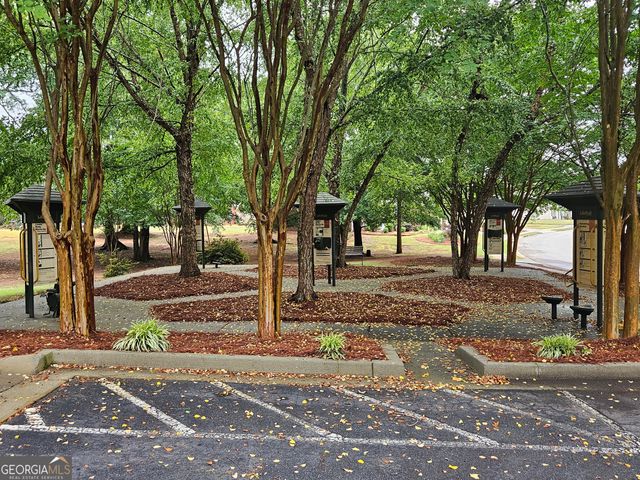 360 Crossroads Drive, Social Circle, GA 30025
