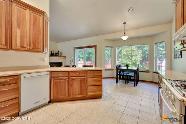 2491 W Stonebridge Drive, Wasilla, AK 99654
