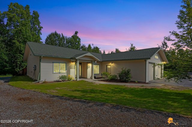 2491 W Stonebridge Drive, Wasilla, AK 99654