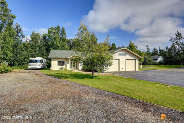 2491 W Stonebridge Drive, Wasilla, AK 99654