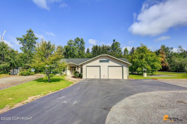 2491 W Stonebridge Drive, Wasilla, AK 99654