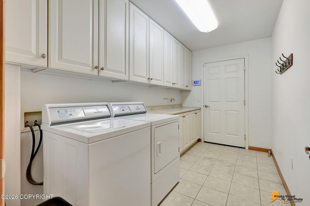 2491 W Stonebridge Drive, Wasilla, AK 99654