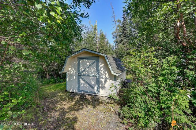 2491 W Stonebridge Drive, Wasilla, AK 99654