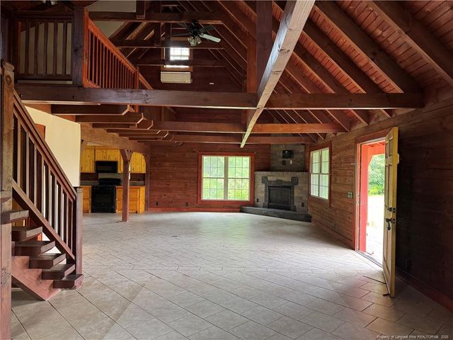 1097 Galatia Church Road, Raeford, NC 28376