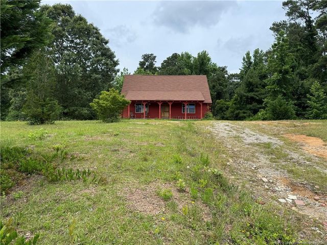 1097 Galatia Church Road, Raeford, NC 28376