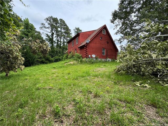 1097 Galatia Church Road, Raeford, NC 28376