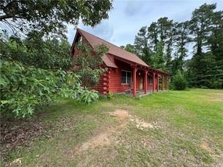 1097 Galatia Church Road, Raeford, NC 28376