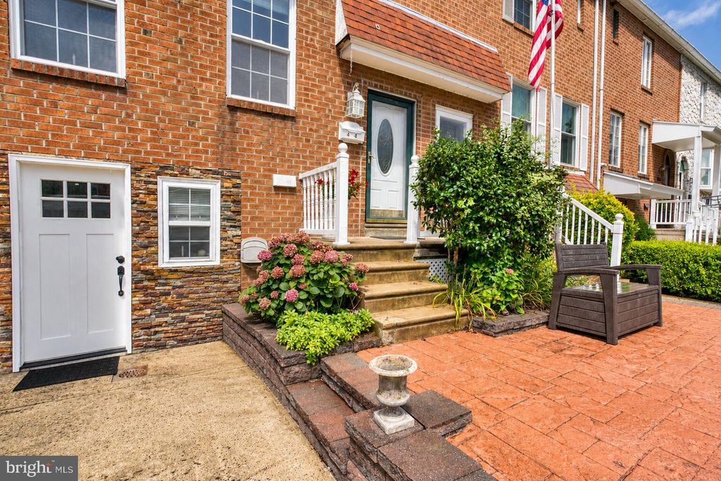 4241 CHALFONT PL, Philadelphia, PA 19154 — photo 2