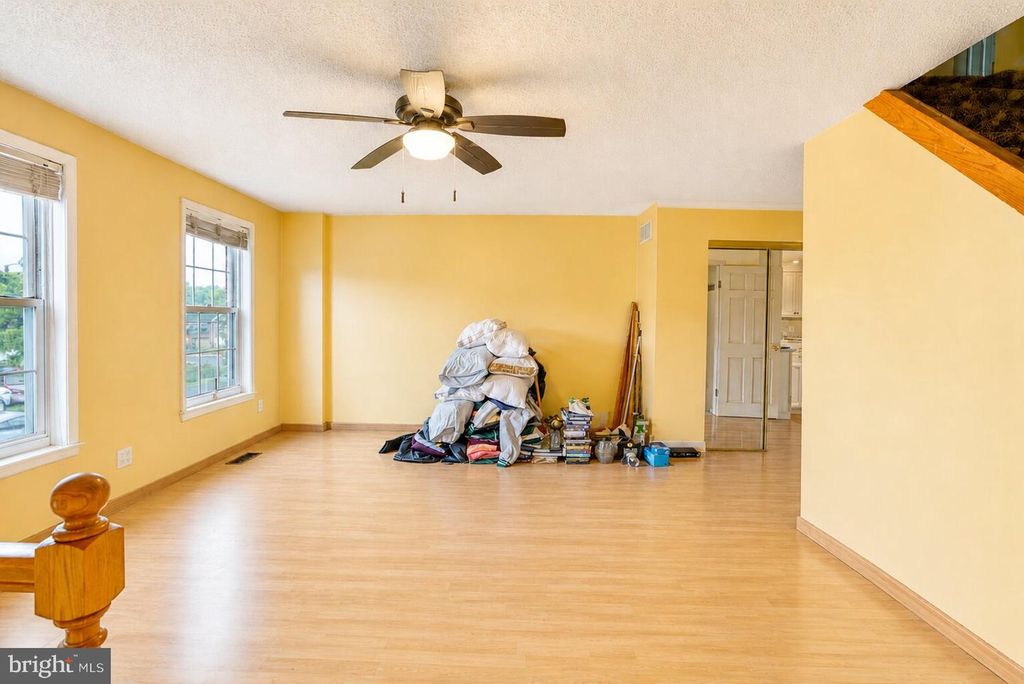 4241 CHALFONT PL, Philadelphia, PA 19154 — photo 5