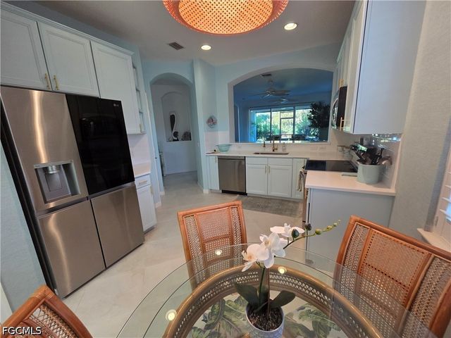 10640 Camarelle CIR, Fort Myers, FL 33913