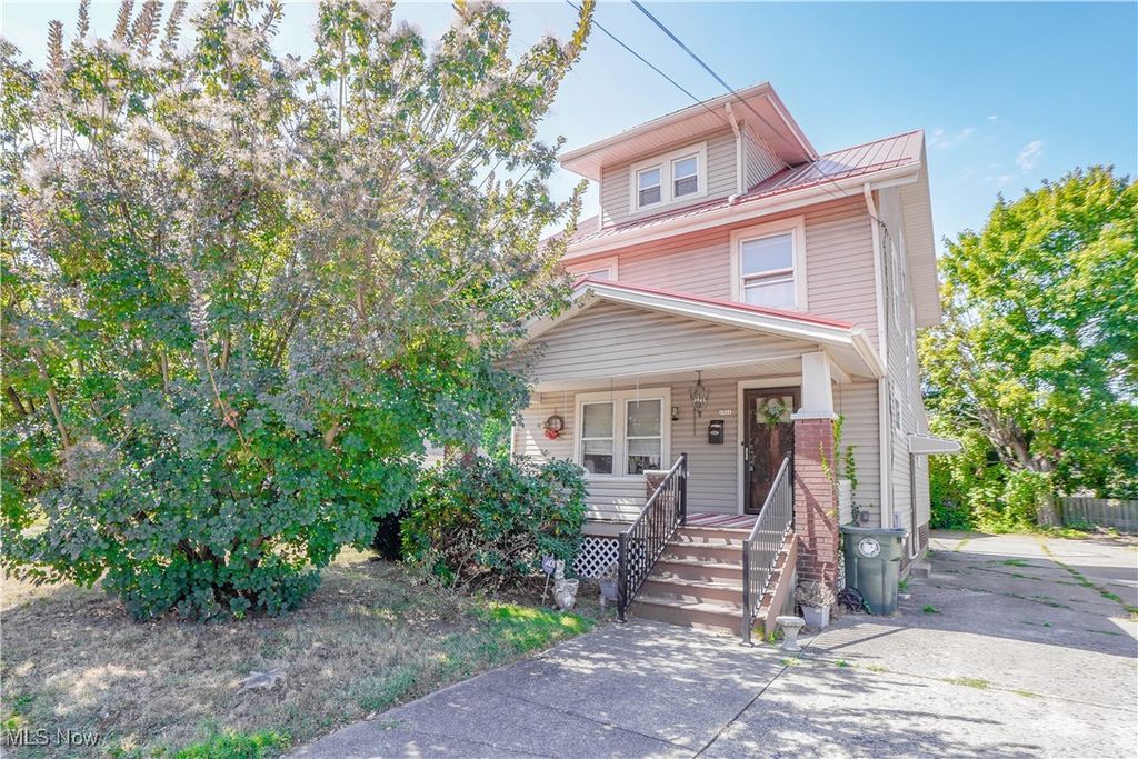 1521 Gibbs Avenue NE, Canton, OH 44705