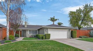 732 732 Hazel St, Livermore, CA 94550