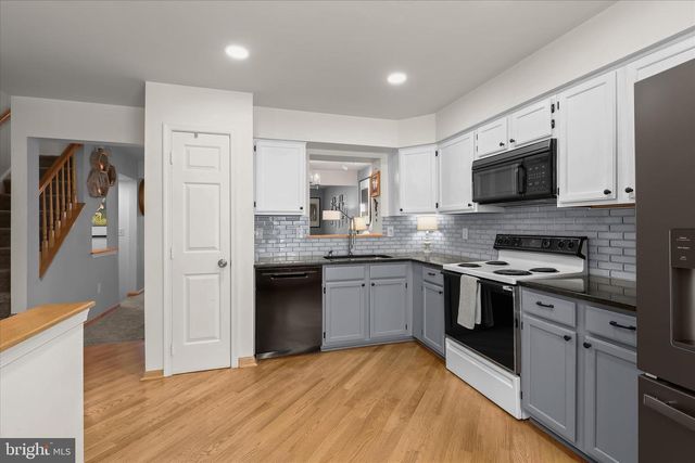 17 LANHILL COURT, Baltimore, MD 21227