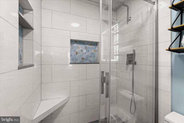 17 LANHILL COURT, Baltimore, MD 21227