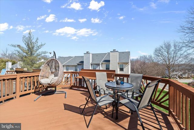 17 LANHILL COURT, Baltimore, MD 21227