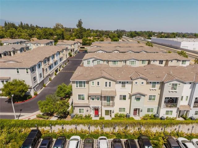 2735 Meyer Lane, Pomona, CA 91767