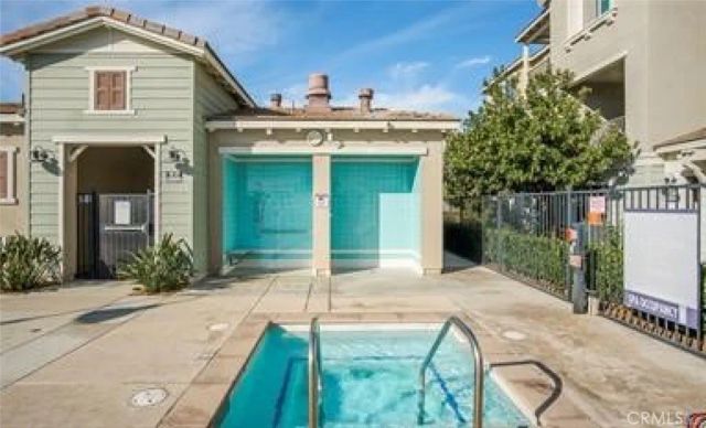 2735 Meyer Lane, Pomona, CA 91767