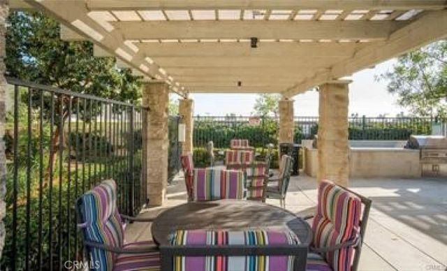 2735 Meyer Lane, Pomona, CA 91767