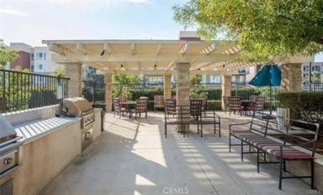 2735 Meyer Lane, Pomona, CA 91767