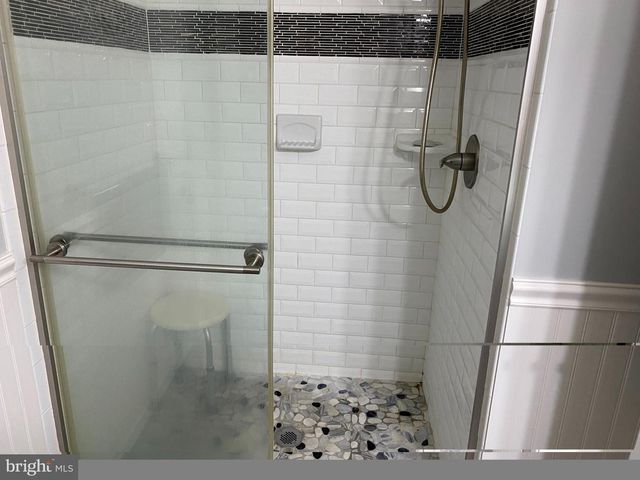 1131 COUNTRY MILL DR, Cranbury, NJ 08512