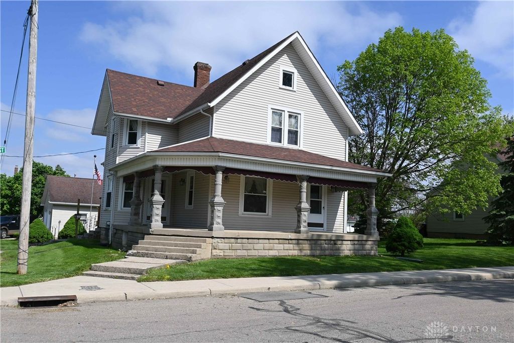 121 Taylor, Bradford, OH 45308
