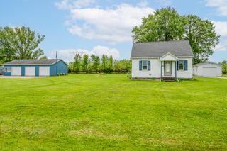 3156 W Lemon Creek Road, Lake Charter Twp, MI 49106