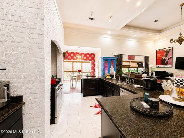 13086 Riverwalk Circle, D'iberville, MS 39540