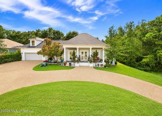 13086 Riverwalk Circle, D'iberville, MS 39540