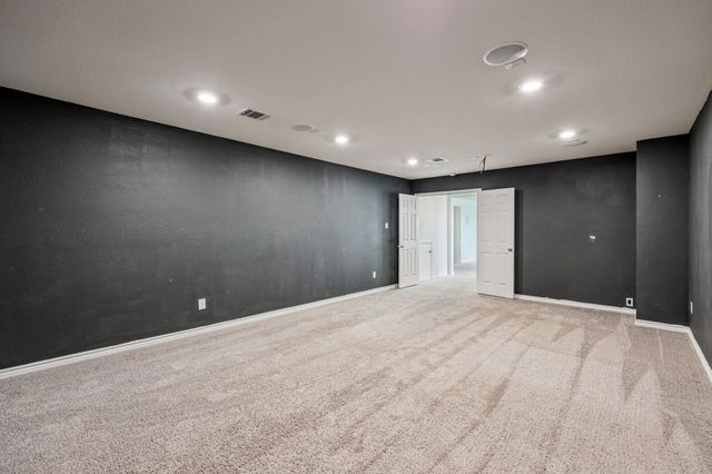 2712 Ryder Lane, Aubrey, TX 76227