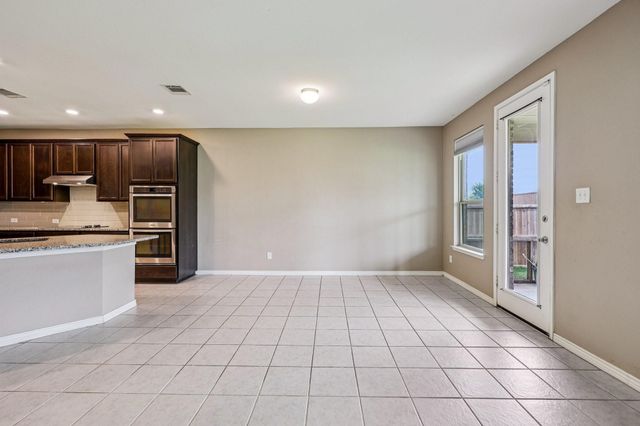 2712 Ryder Lane, Aubrey, TX 76227