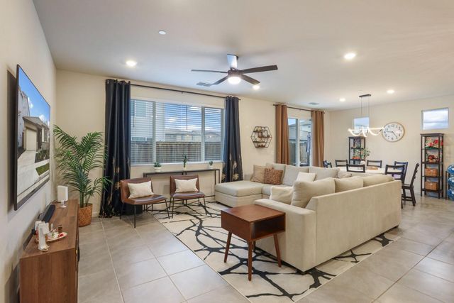 10024 Baltisan Ln, Stockton, CA 95219