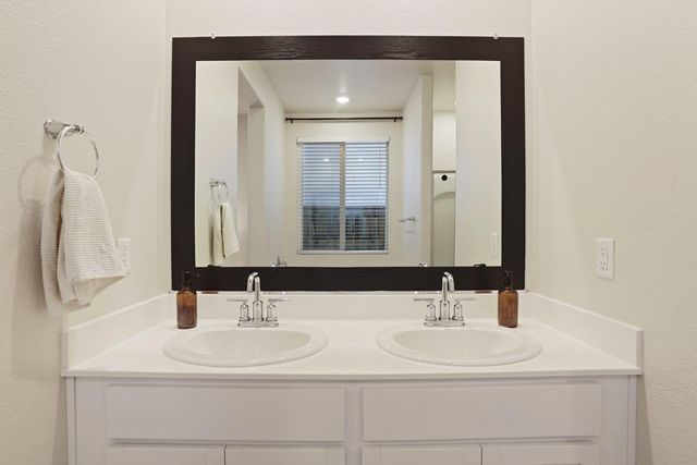 10024 Baltisan Ln, Stockton, CA 95219