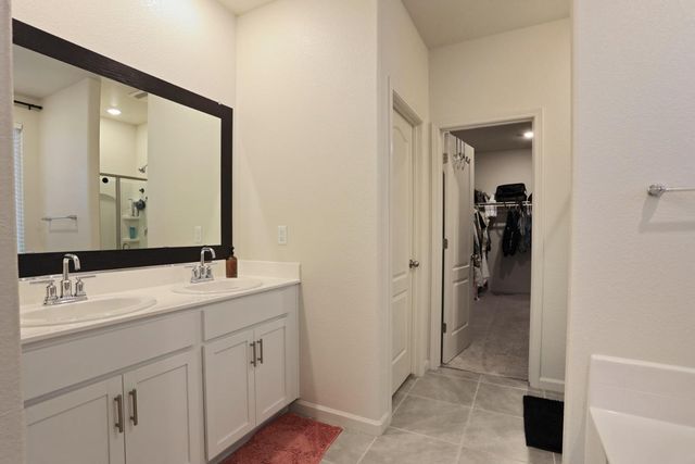 10024 Baltisan Ln, Stockton, CA 95219