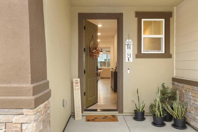 10024 Baltisan Ln, Stockton, CA 95219